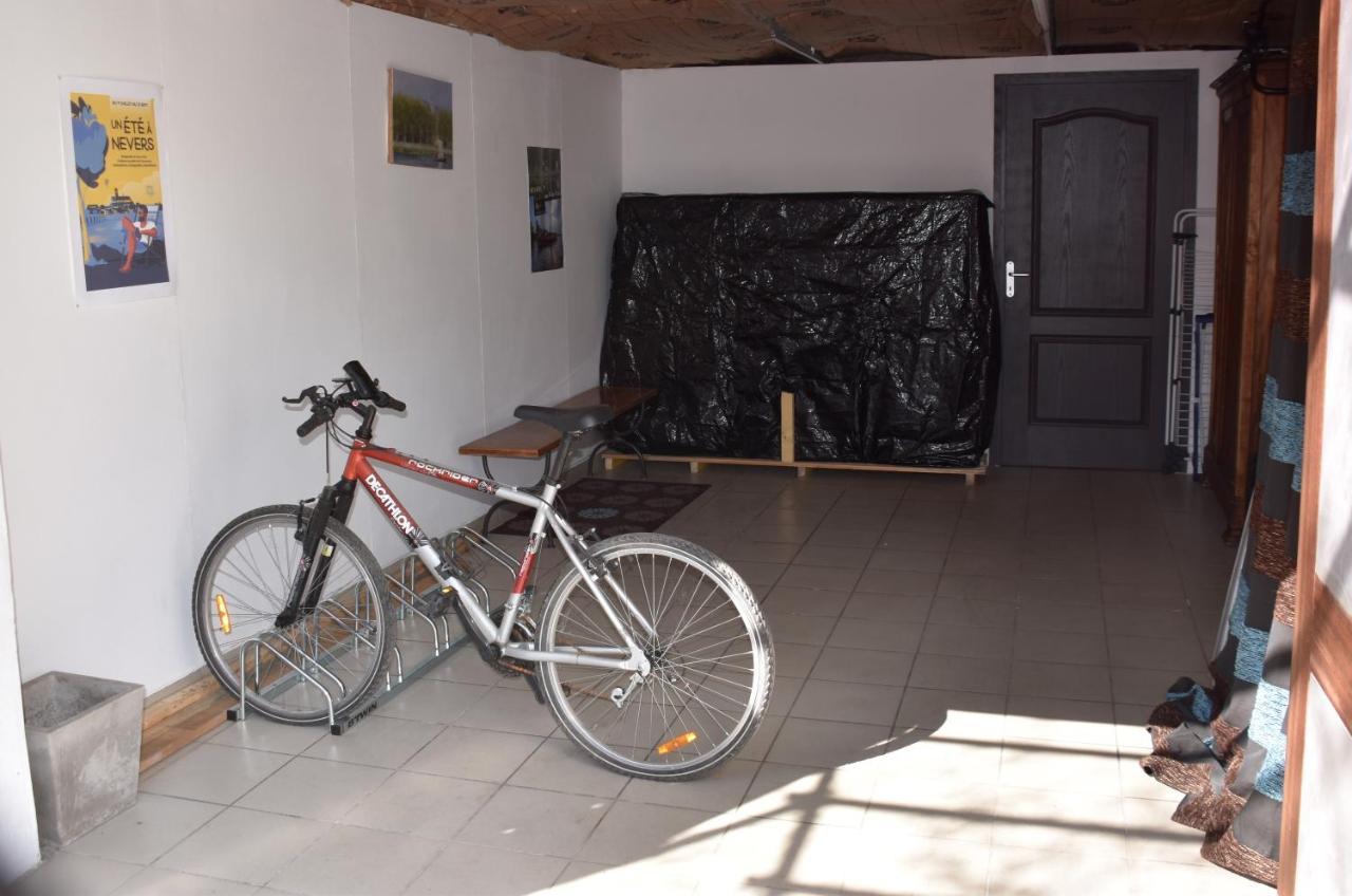 Chambre D'Hotes Le Cadran Des Chauvelles Nevers Esterno foto