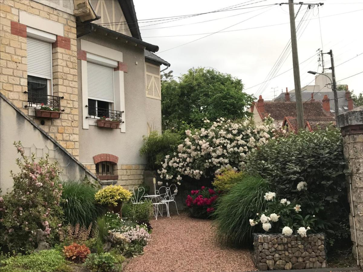 Chambre D'Hotes Le Cadran Des Chauvelles Nevers Esterno foto